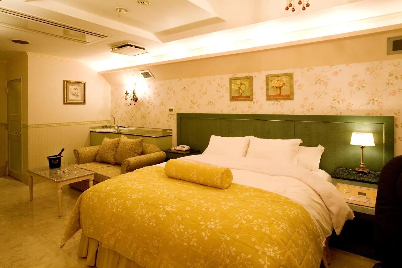 فندق Meguro Emperor (Adults Only) طوكيو
