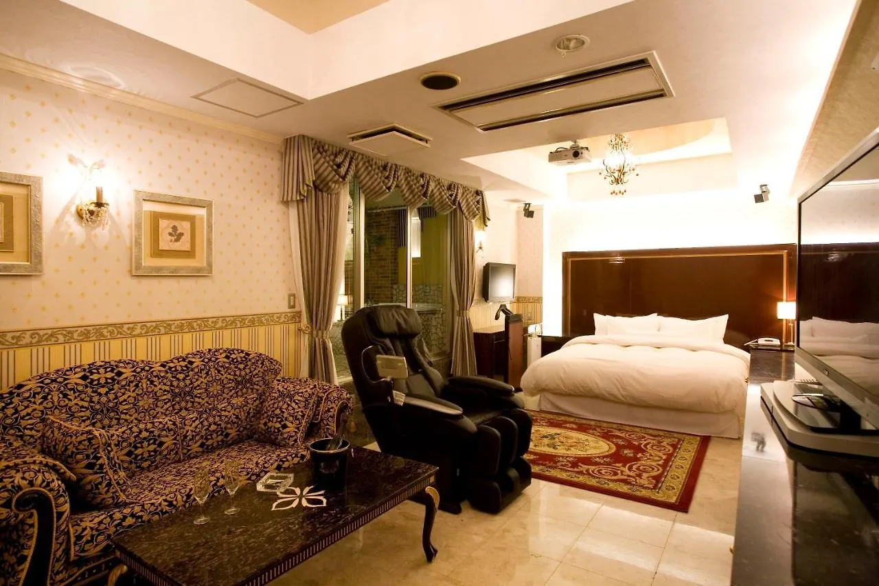 فندق Meguro Emperor (Adults Only) طوكيو 2*,
