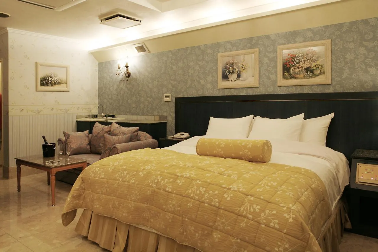 ** بيت الحب فندق Meguro Emperor (Adults Only) طوكيو اليابان