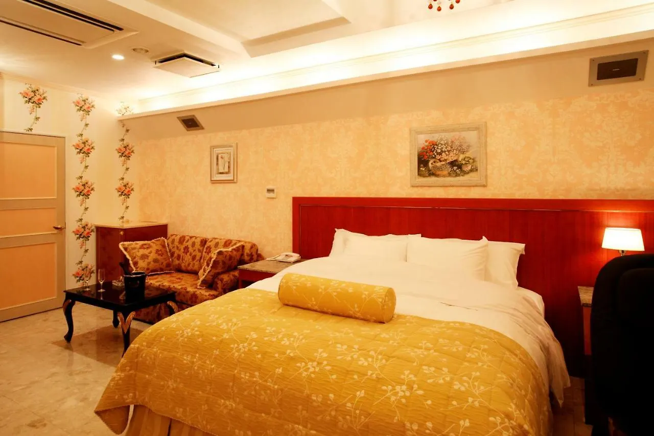 بيت الحب فندق Meguro Emperor (Adults Only) طوكيو